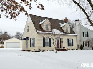 717 W Stratford Dr, Peoria, IL
