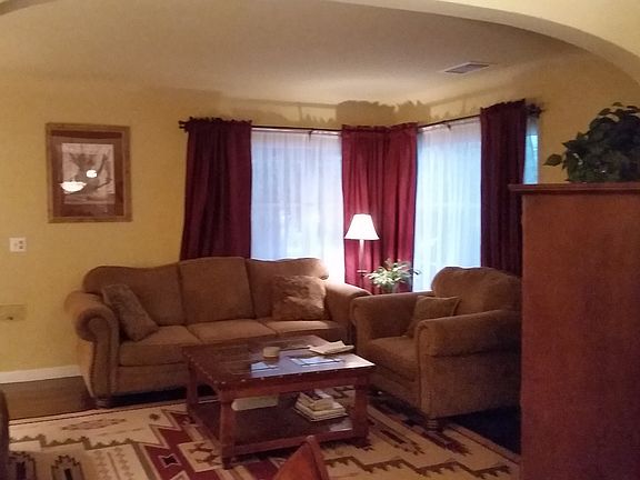 4th image of 551 McKinley Ave