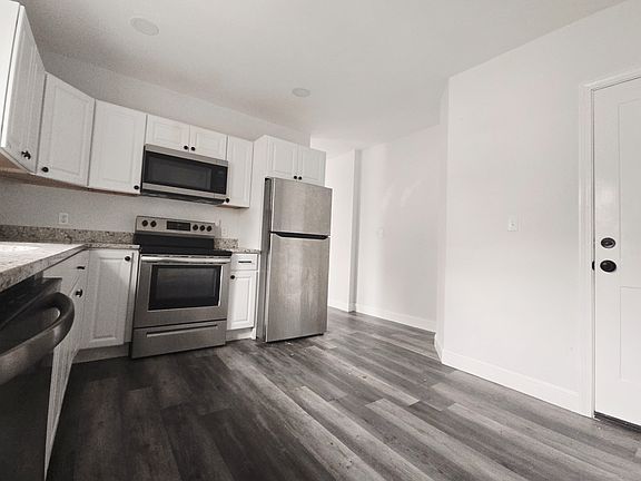 2nd image of 36 High Rock St Floor 2