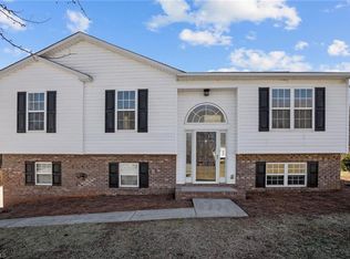 1200 Laurel Crest Rd, King, NC 27021