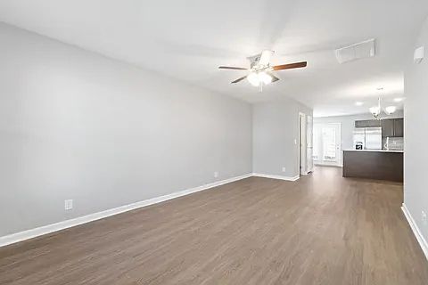 2nd image of 263 Woodland Valley Ln