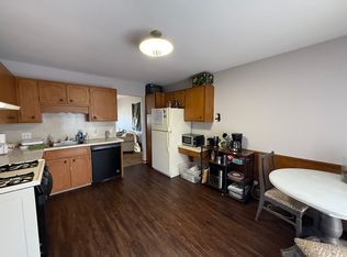 2 Bedroom/ 1 Bath - Upstairs Apartment, Grand Rapids, MI 49534