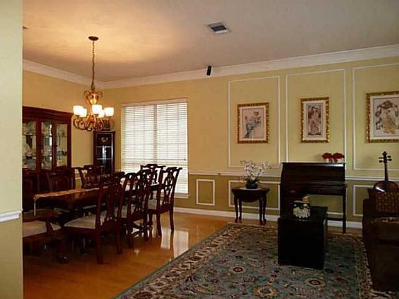 3rd image of 9521 Aire Libre Dr