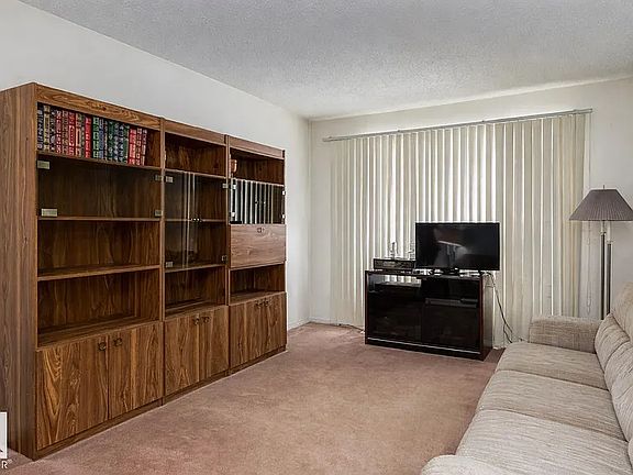 3rd image of 3704 134th Ave NW