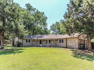 1802 Oakhill Dr, Norman, OK 73071