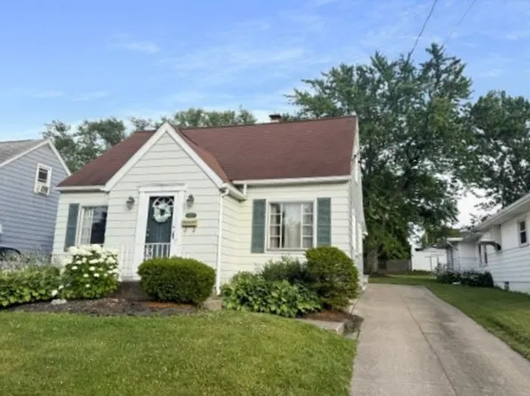 1957 W 33rd St, Erie, PA 16508