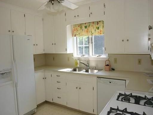 Kitchen with Appliances