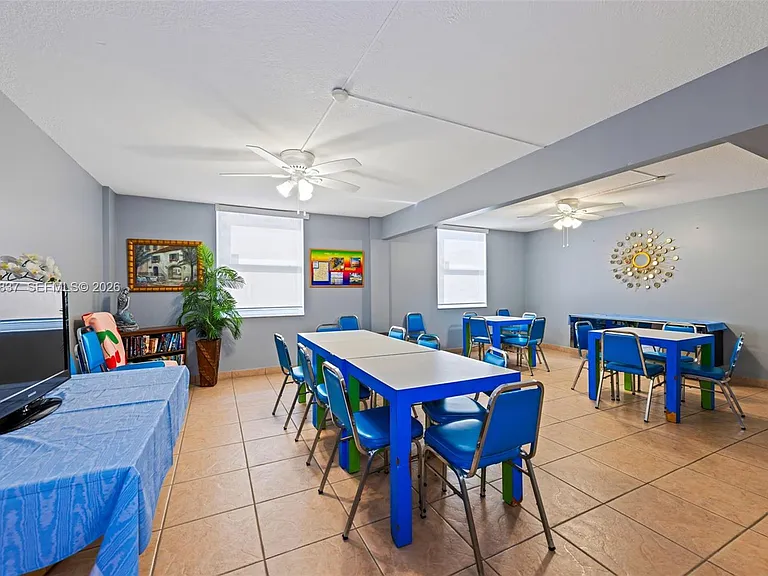 430 Golden Isles Dr #707 — Photo 13