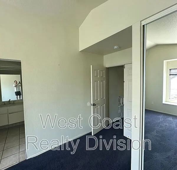 7049 Arlington Pl — Photo 26