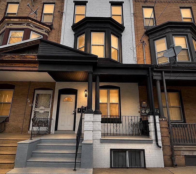1st image of 4205 W Girard Ave