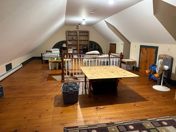 810 Quarry Rd, Chester, VT 05143