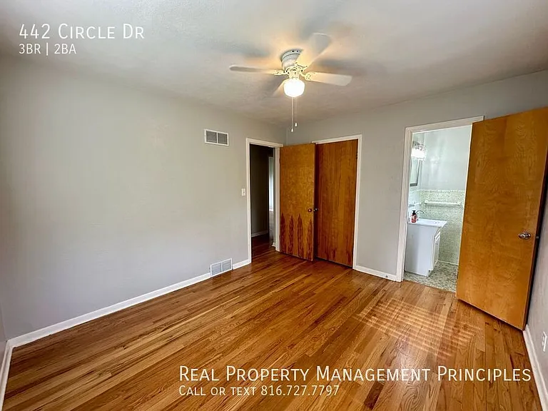442 Circle Dr — Photo 12