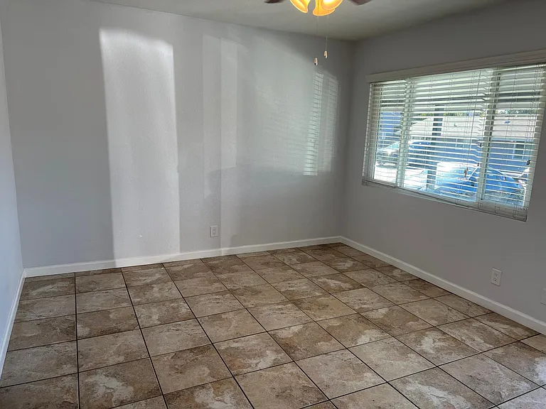 3010 Glendora St #11 — Photo 9