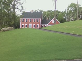 25 Crystal Ridge Dr, Ellington, CT 06029