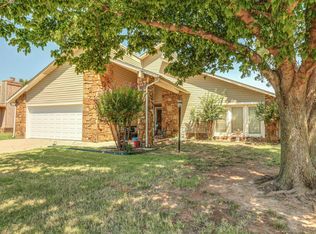 9241 E 58th Pl, Tulsa, OK 74145