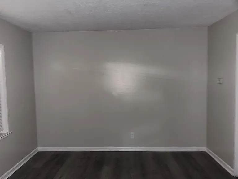 3329 Denver St — Photo 4