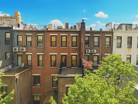 3rd image of 30 W 90th St APT 5D