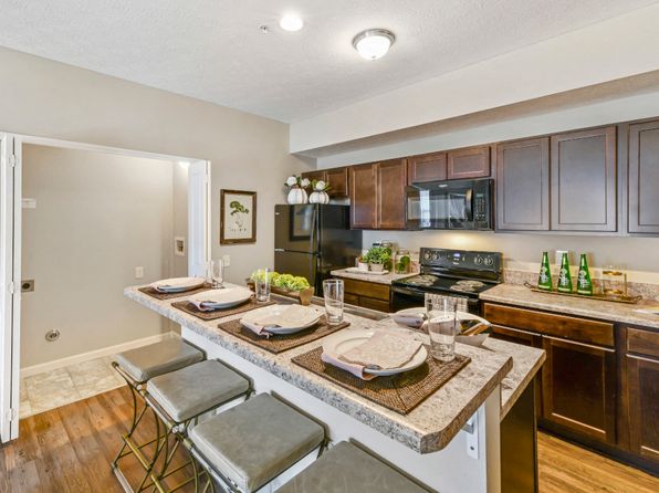 2383 Silvercrest Ln #2372-305