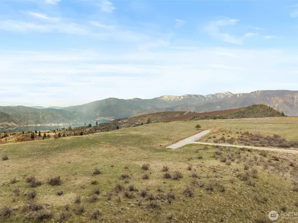 325 Rancho Perri Lane, Manson, WA 98831