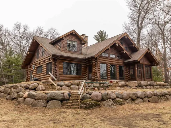 N6855 Dahlke Drive, Oxford, WI 53952