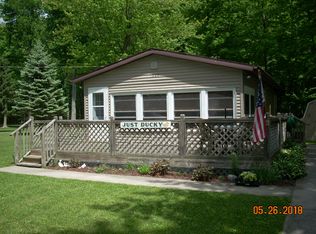1507 Shepard St, Crystal, MI 48818