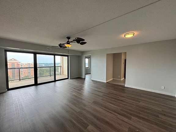 2nd image of 203 Yoakum Pkwy APT 1606