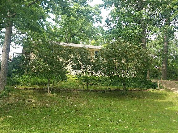5th image of 8 Great Oaks Dr