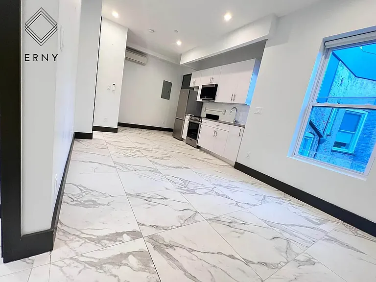 1024 New York Ave #5R — Photo 6