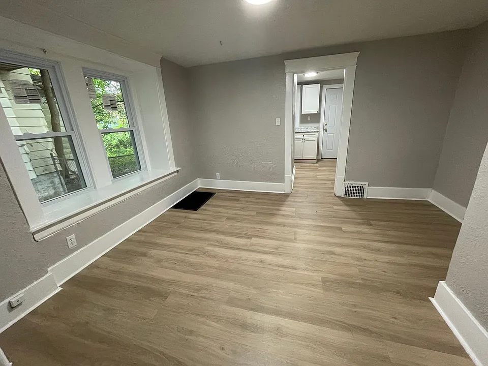 1141 McKinley Ave