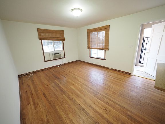 4th image of 1289 Bresee Ave