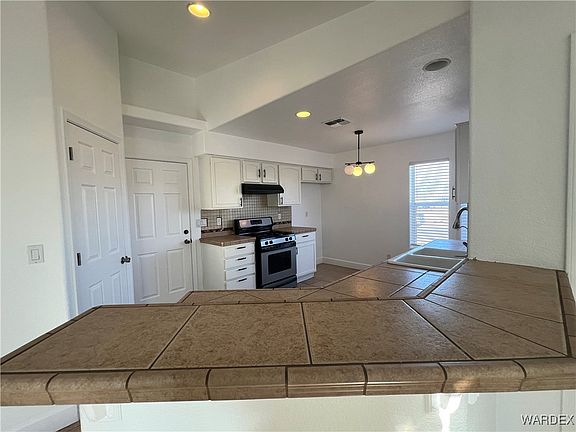 4th image of 1964 Rio Vista Drive