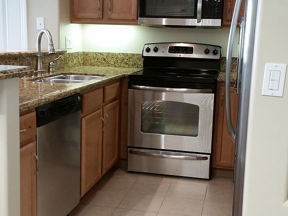 4th image of 5252 Balboa Arms Dr Unit 264
