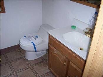 5th image of 719 48th St SE