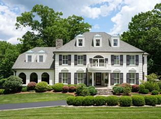 8415 Wolf Pen Branch Rd, Prospect, KY 40059