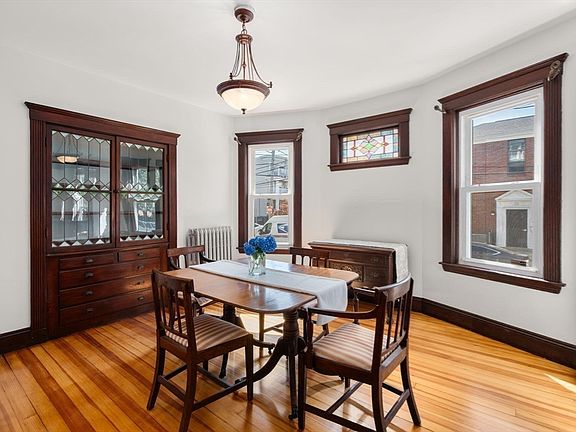 5th image of 26 Hinckley St #1