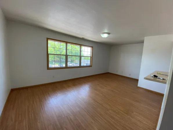 2405, 2405 Marquette Rd #B3, Peru, IL 61354