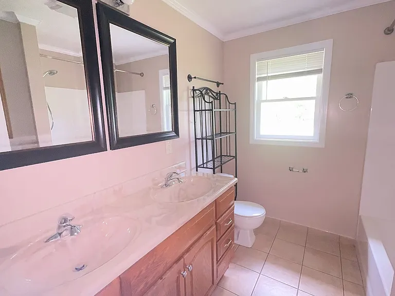 206 Webb Rd — Photo 9