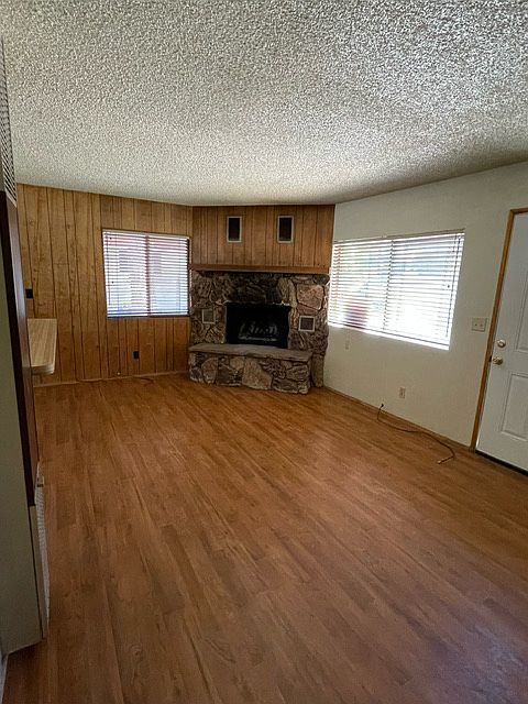 2nd image of 605 Barrett Way