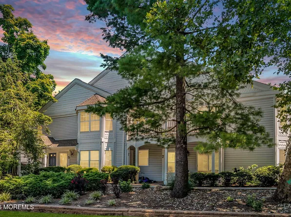 6 Tulip Lane, Freehold, NJ 07728