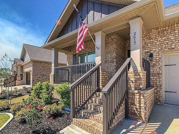2nd image of 2617 Caldwell Cir