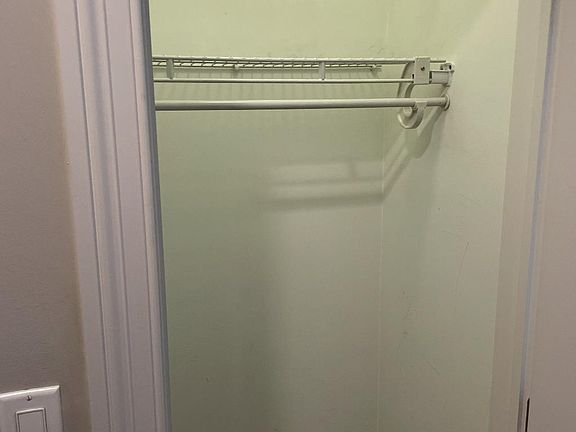 5th image of 3171 N Hudson Ave #711B