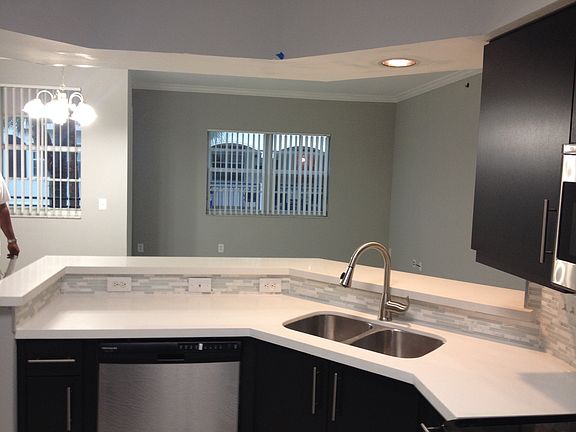 2nd image of 3115 NE 184th St APT 4203