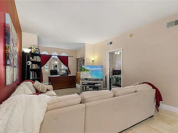 5th image of 15630 Ocean Walk Cir APT 304