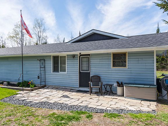 4th image of 43 Stoney Settlement Rd