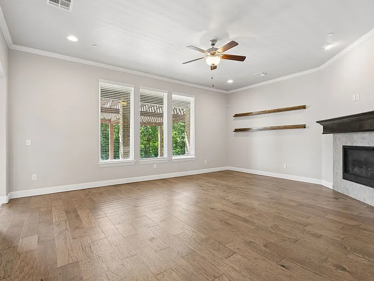 5709 Asheville Way — Photo 10