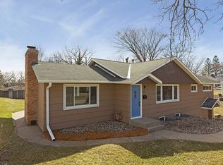 2611 90th St W, Bloomington, MN 55431