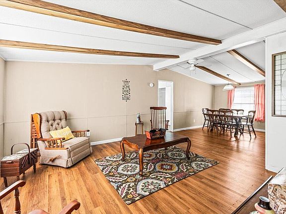 5th image of 156 Barker Cir