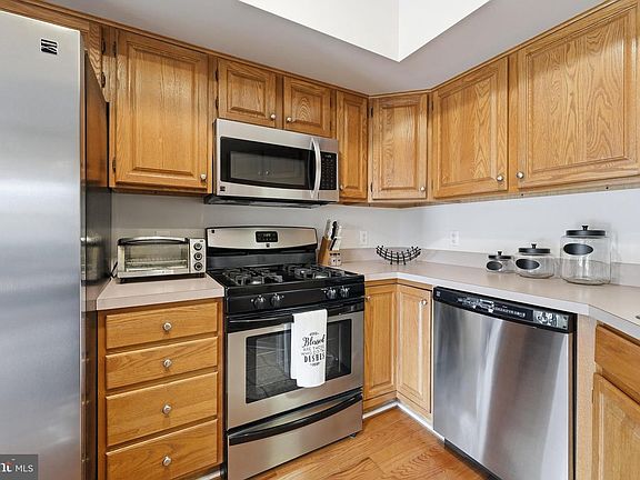 3rd image of 1257 Lindsay Ln