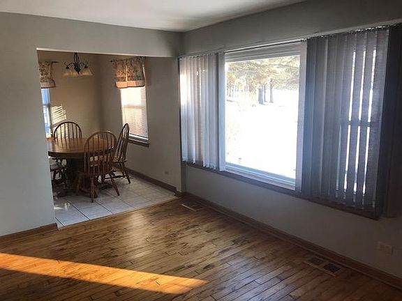 4th image of 39W214 Fabyan Pkwy