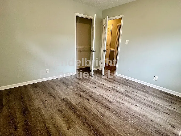 826 Tanner Rd — Photo 13